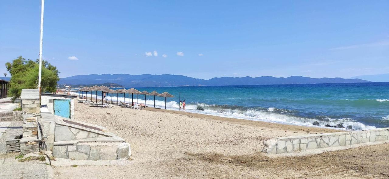 Ostria Apartment Ierissos Bagian luar foto