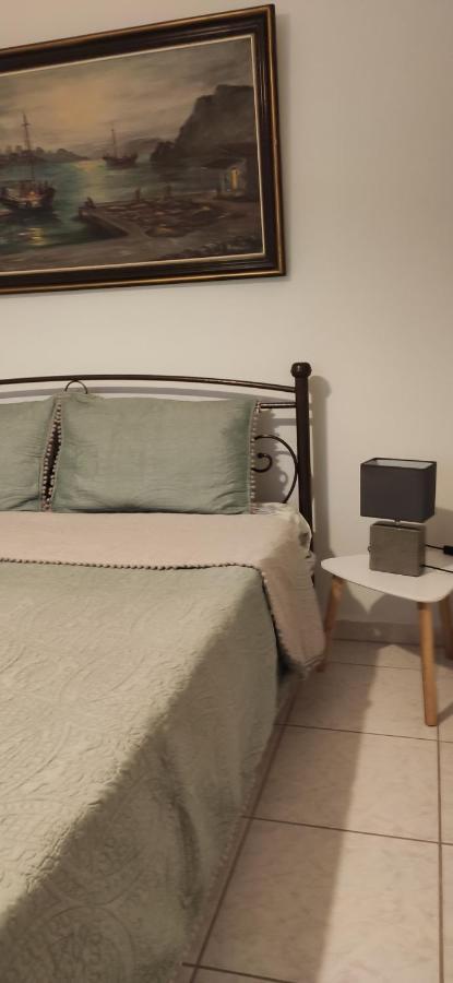 Ostria Apartment Ierissos Bagian luar foto