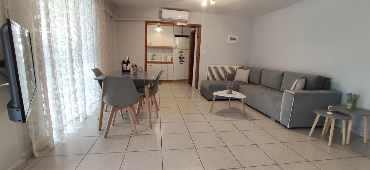 Ostria Apartment Ierissos Bagian luar foto